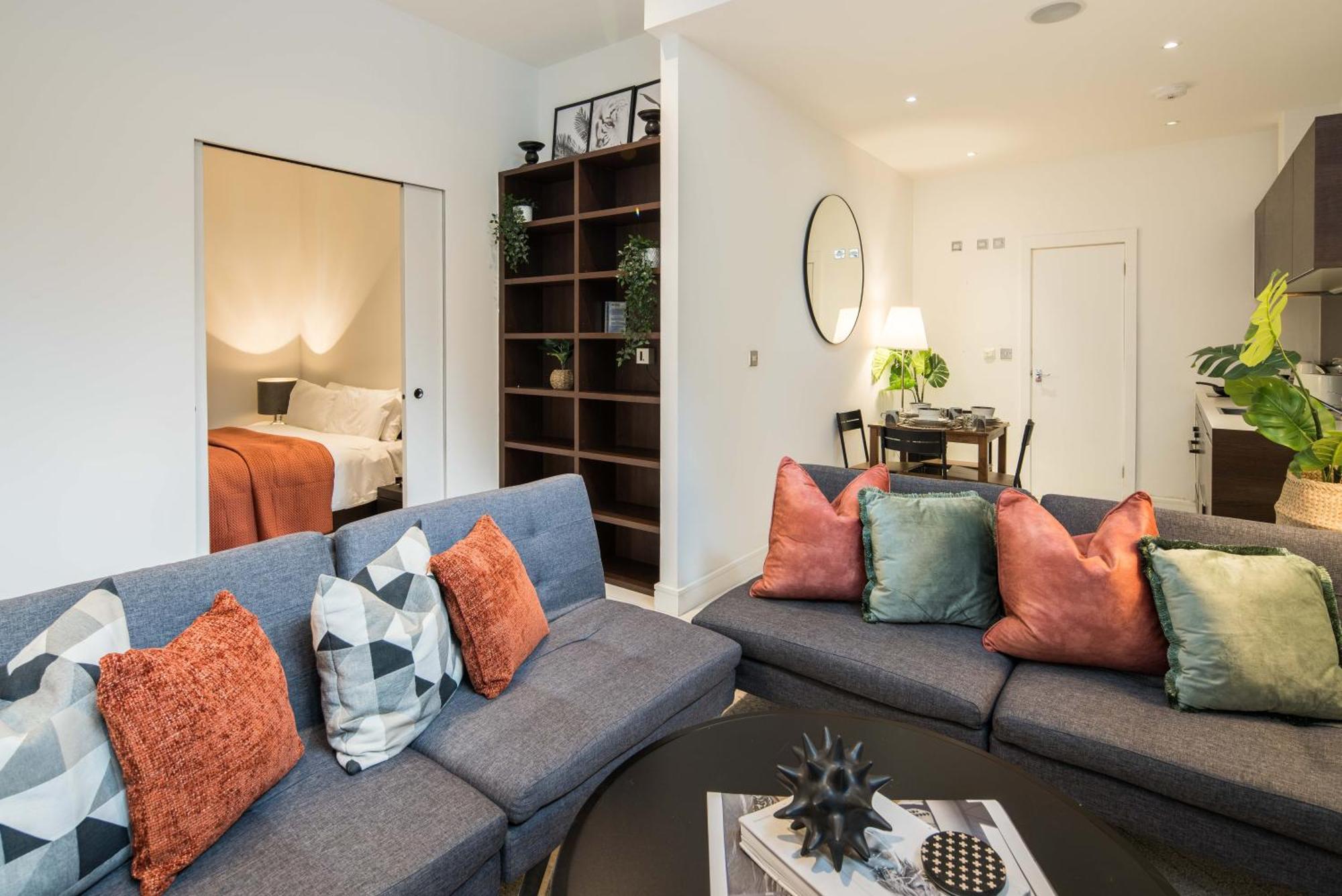 Al Central-Soho-Chinatown-Coventgarden-Cozy-Onebed Lägenhet London Exteriör bild