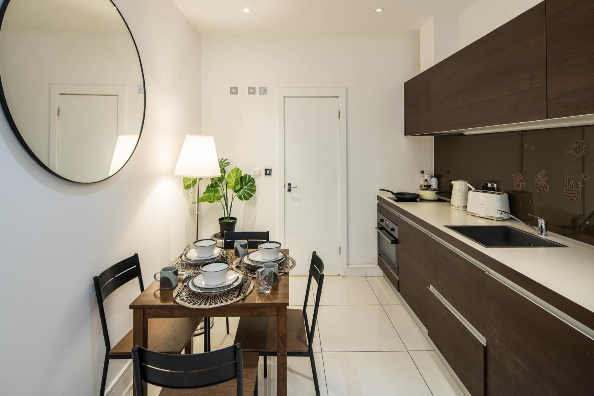 Al Central-Soho-Chinatown-Coventgarden-Cozy-Onebed Lägenhet London Exteriör bild